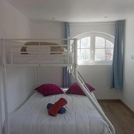 Chambre Triple,300 M Plage,Wifi,Clim,Vue Piscine-2